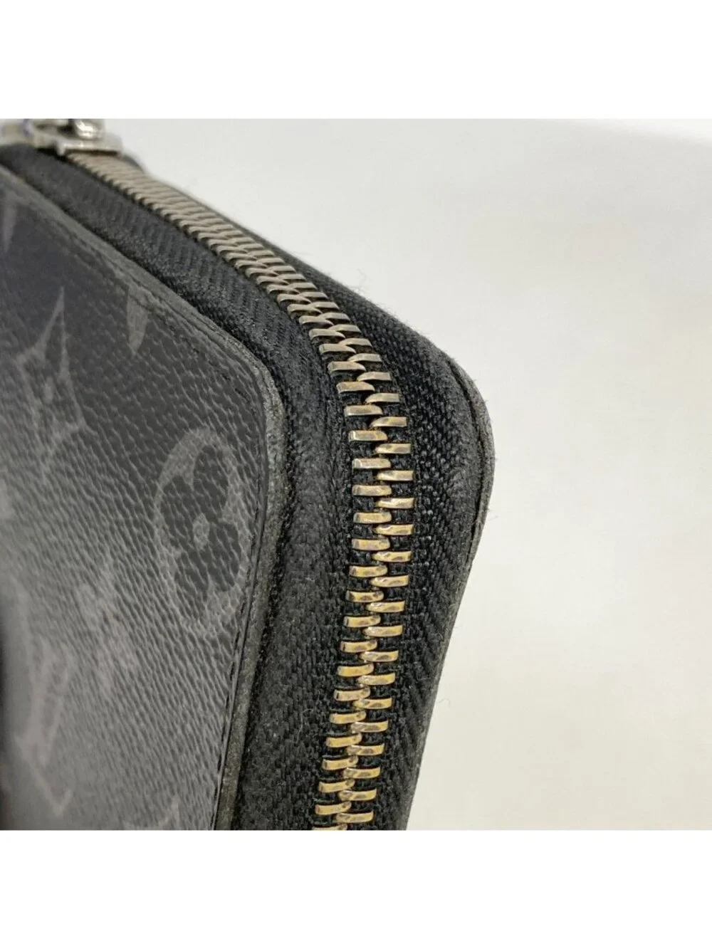 Louis Vuitton Wallet Monogram Eclipse Zippy Vertical Black